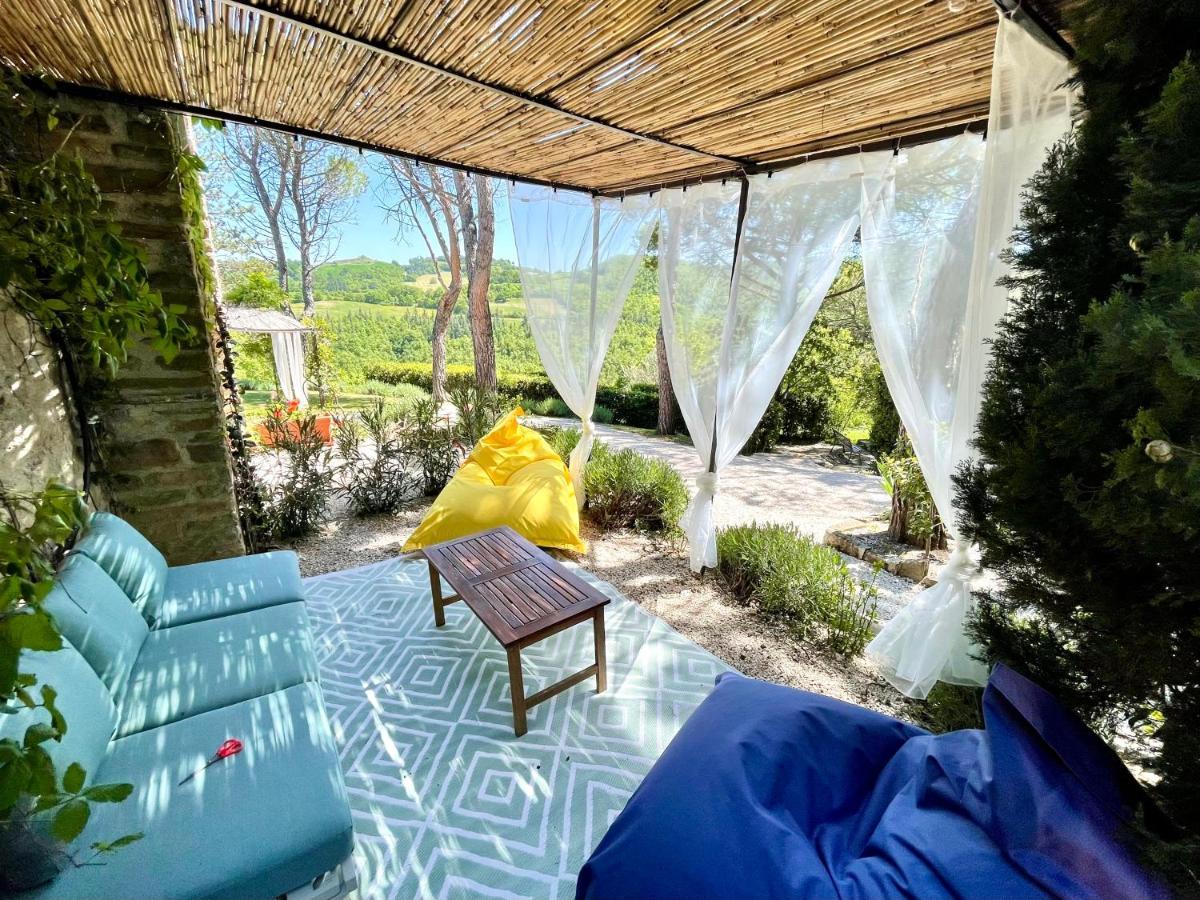 La Panoramica Gubbio - Maison De Charme - Casette E Appartamenti Self Catering Per Vacanze Meravigliose! Εξωτερικό φωτογραφία