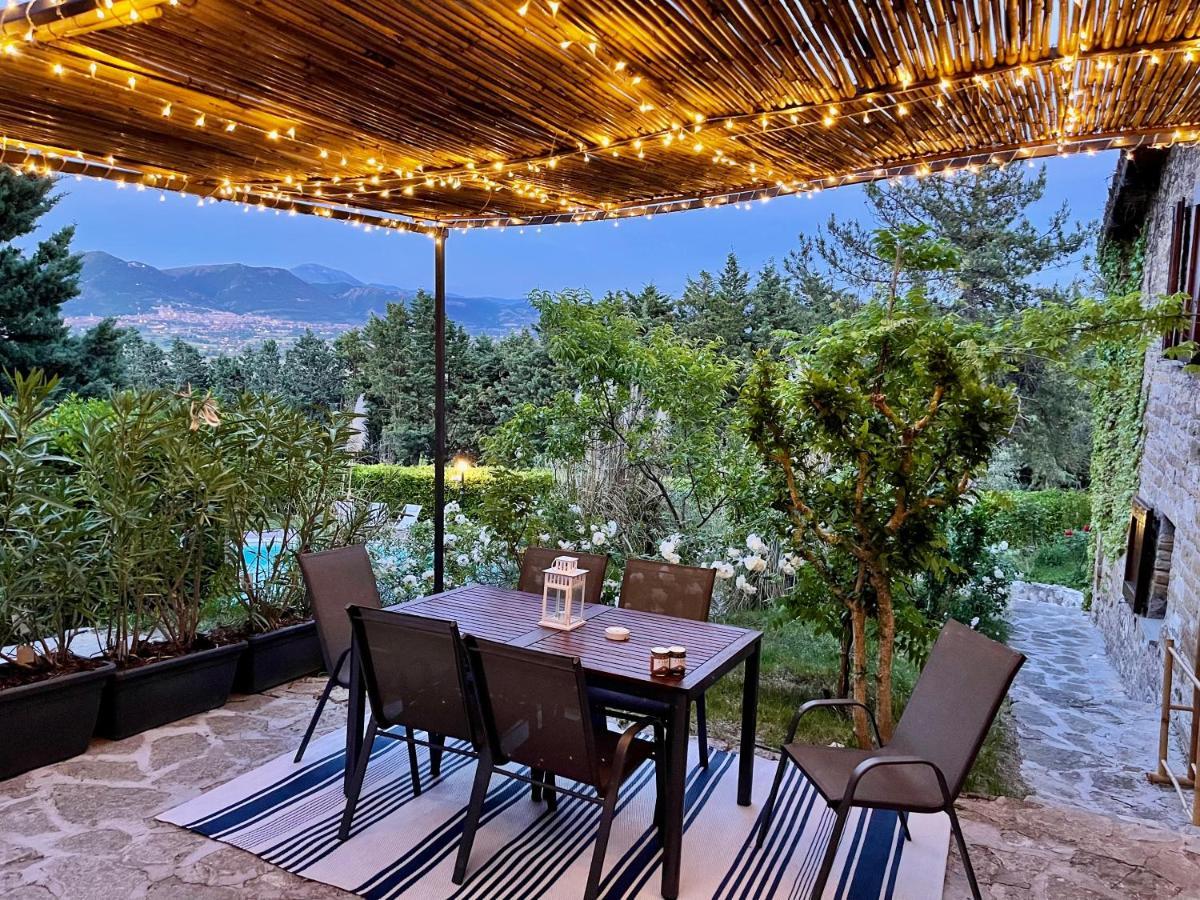 La Panoramica Gubbio - Maison De Charme - Casette E Appartamenti Self Catering Per Vacanze Meravigliose! Εξωτερικό φωτογραφία